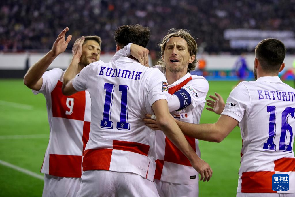 俄罗斯队大胜克罗地亚,欧国联赛硝烟四起的简单介绍 俄罗斯队大胜克罗地亚,欧国联赛硝烟四起的简单介绍