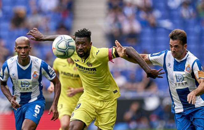 沙尔克德比战告负,陷入保级泥潭 沙尔克德比战告负,陷入保级泥潭