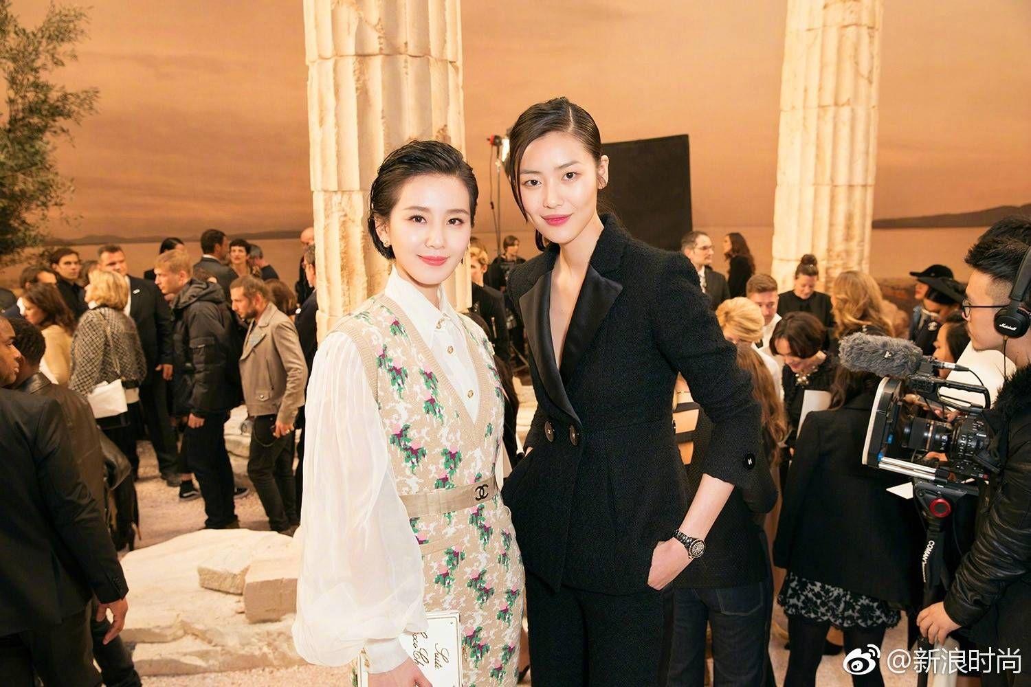 关于女足球队实力超群,凭借团队合作获胜的信息 关于女足球队实力超群,凭借团队合作获胜的信息