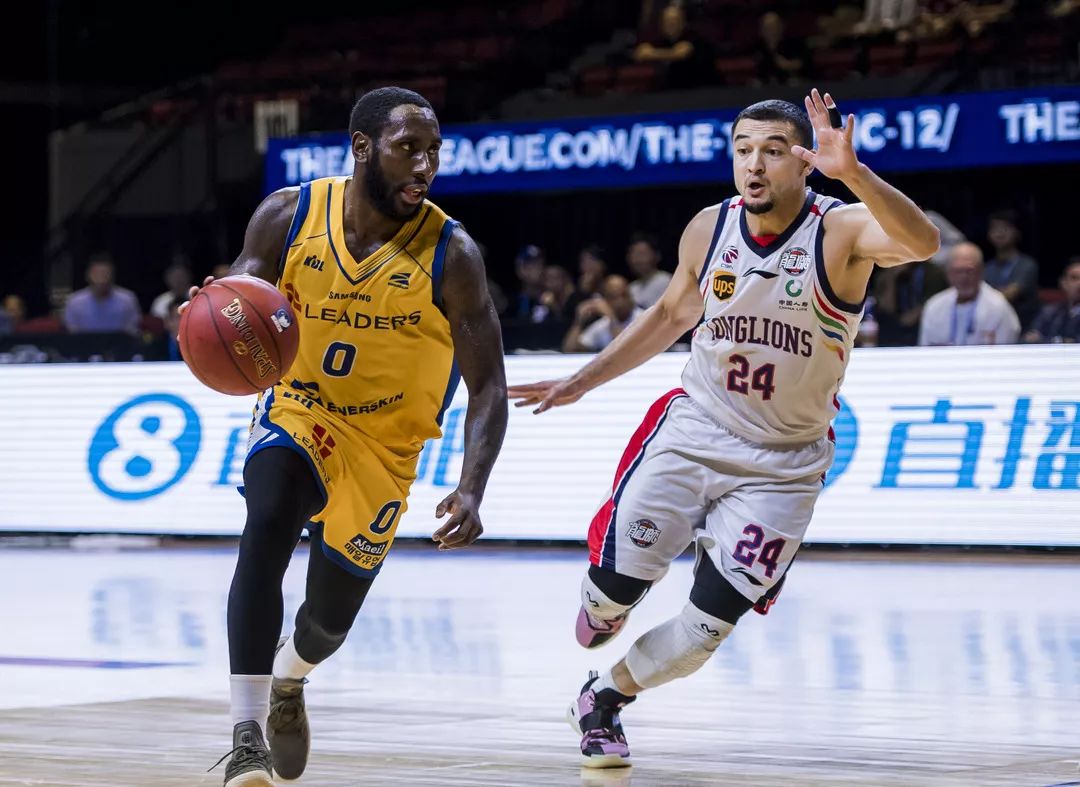 包含威廉登大胜对手,压倒性优势的词条 包含威廉登大胜对手,压倒性优势的词条