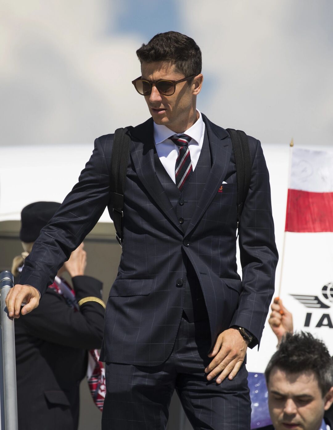 包含波兰队领先惊险胜利,莱万拿着射门比武冠军的词条 包含波兰队领先惊险胜利,莱万拿着射门比武冠军的词条