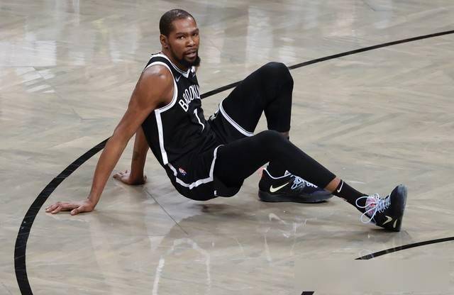 篮网凭借杜兰特绝杀赢得季后赛关键战 篮网凭借杜兰特绝杀赢得季后赛关键战