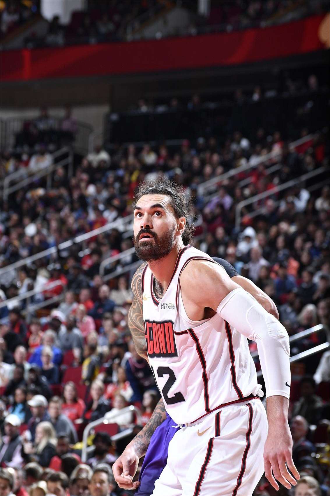 火箭遭遇惨败，客场不敌老鹰