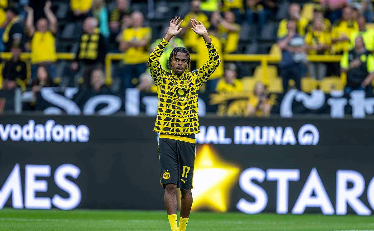 雷火电竞简介-关于多特蒙德主场失利，欧战资格形势岌岌可危的信息