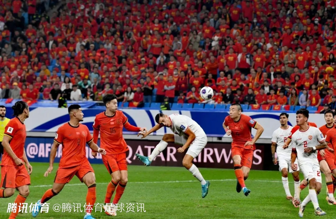 运动员们全力以赴,希望争取胜利 运动员们全力以赴,希望争取胜利