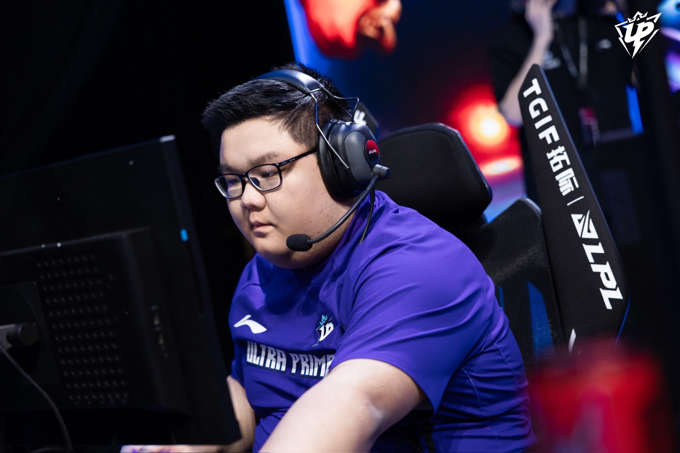 LPL选手爆冷获胜，专家预测失准