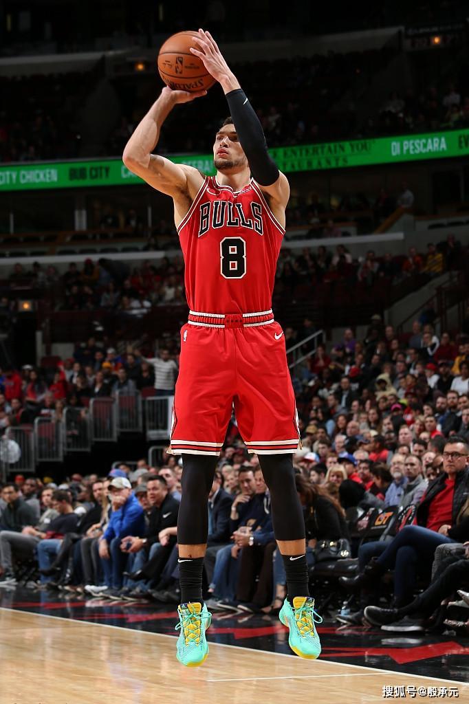 江苏队险胜灰熊,拉文刷新纪录 江苏队险胜灰熊,拉文刷新纪录