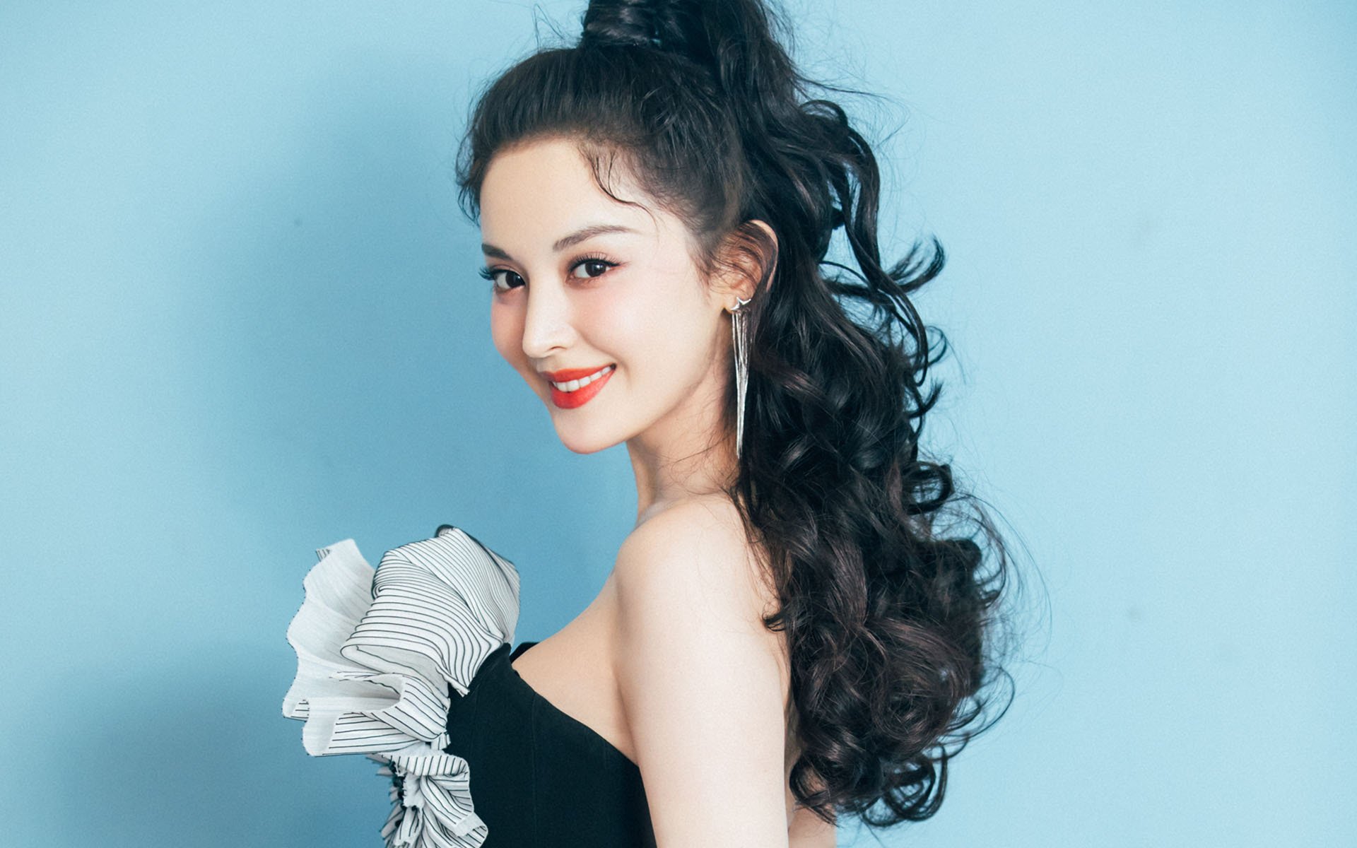 11毫米，当足球从未如此坚硬