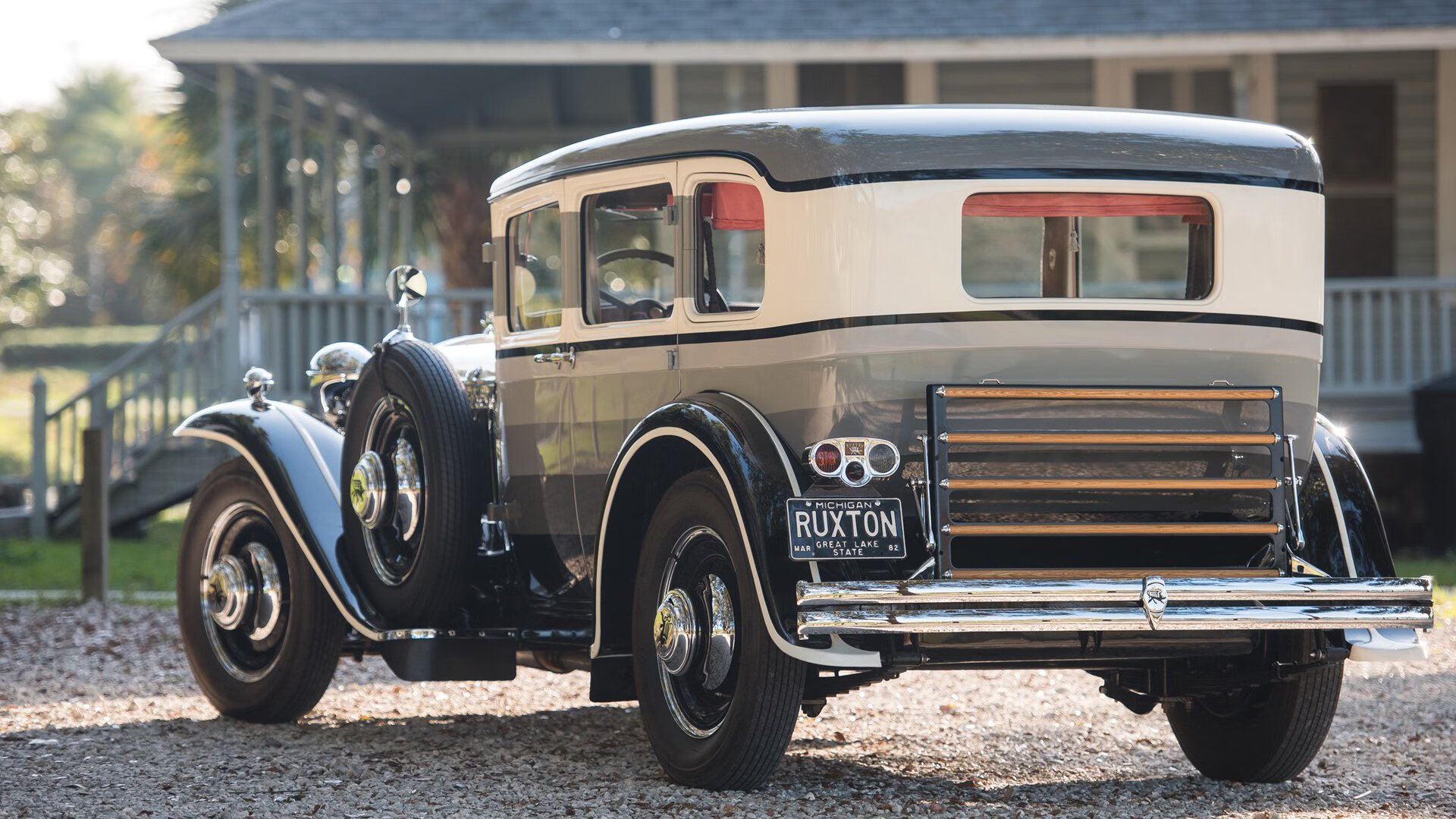 铁塔阴影下的雄狮，本泽马一箭定江山