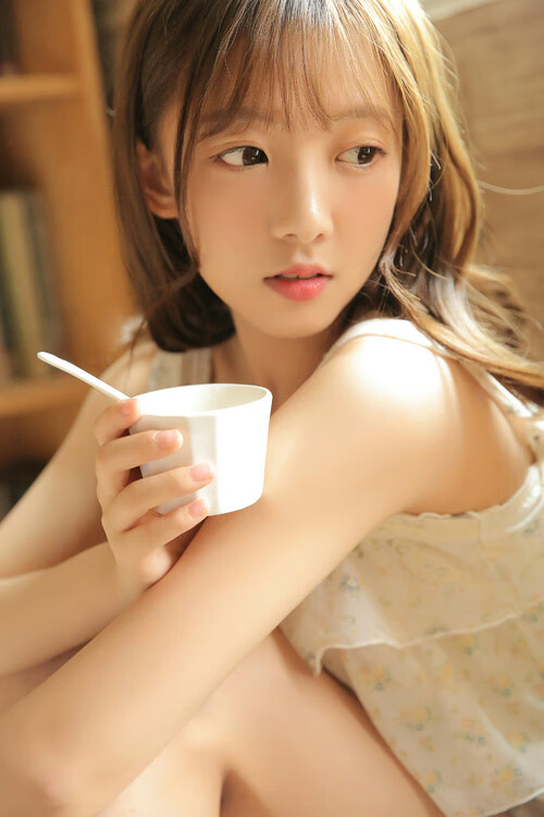 南美暗影笼罩陶瓷球场,维尼修斯一束光刺穿智利制霸