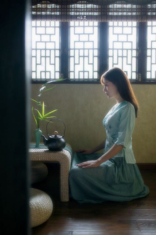 教堂钟声响彻洛里安,基耶萨双重奏与墨西哥风暴压垮雷恩